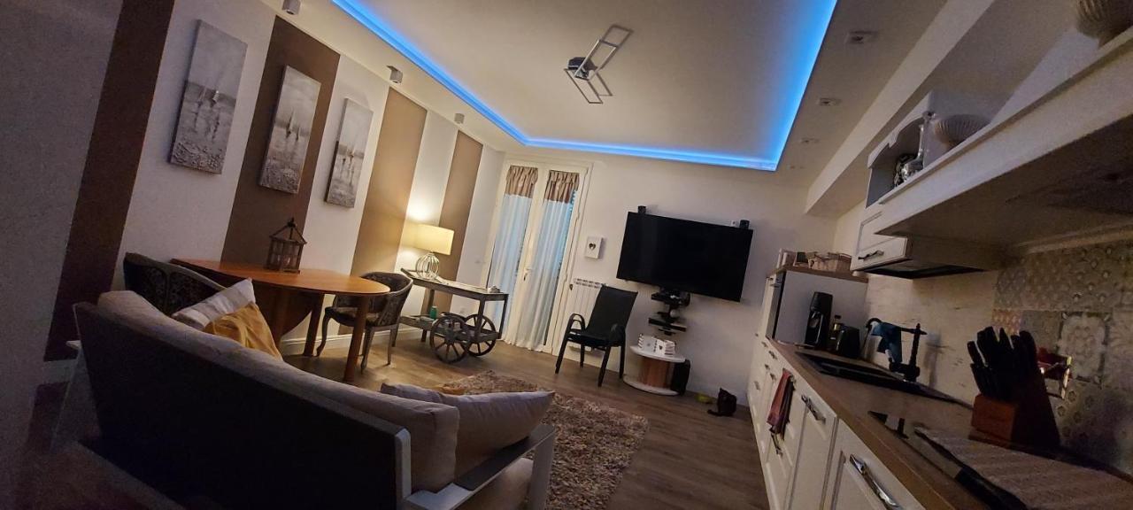 L'Angolo Di Ari Vaiano  Bagian luar foto